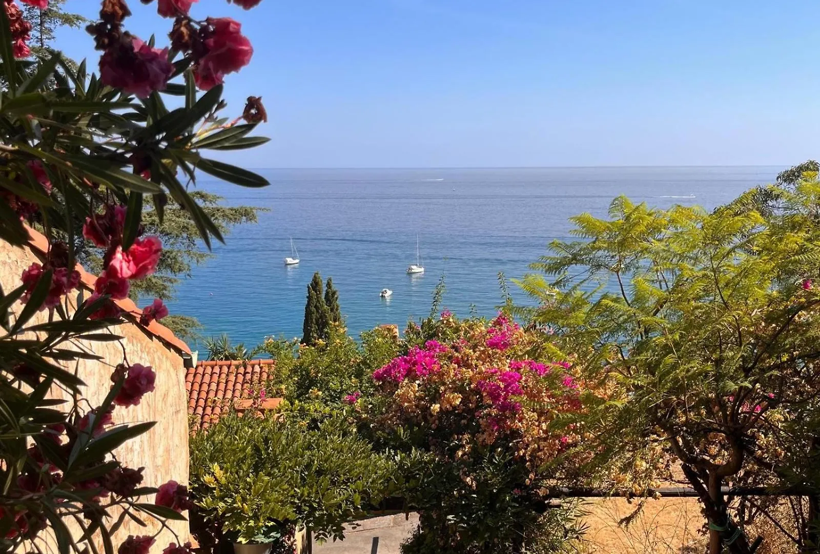 Lo Scoglio Apartment Varigotti
